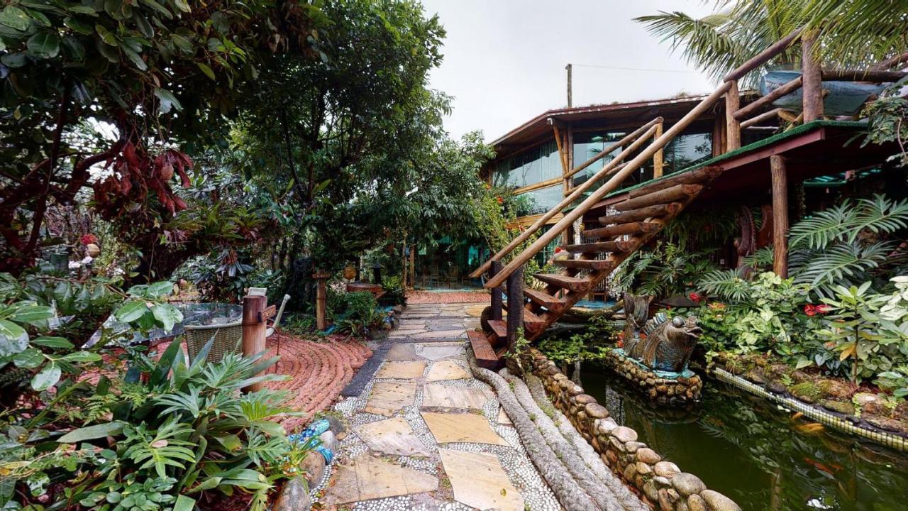 Grajagan Surf Resort Ilha do Mel Ngoại thất bức ảnh