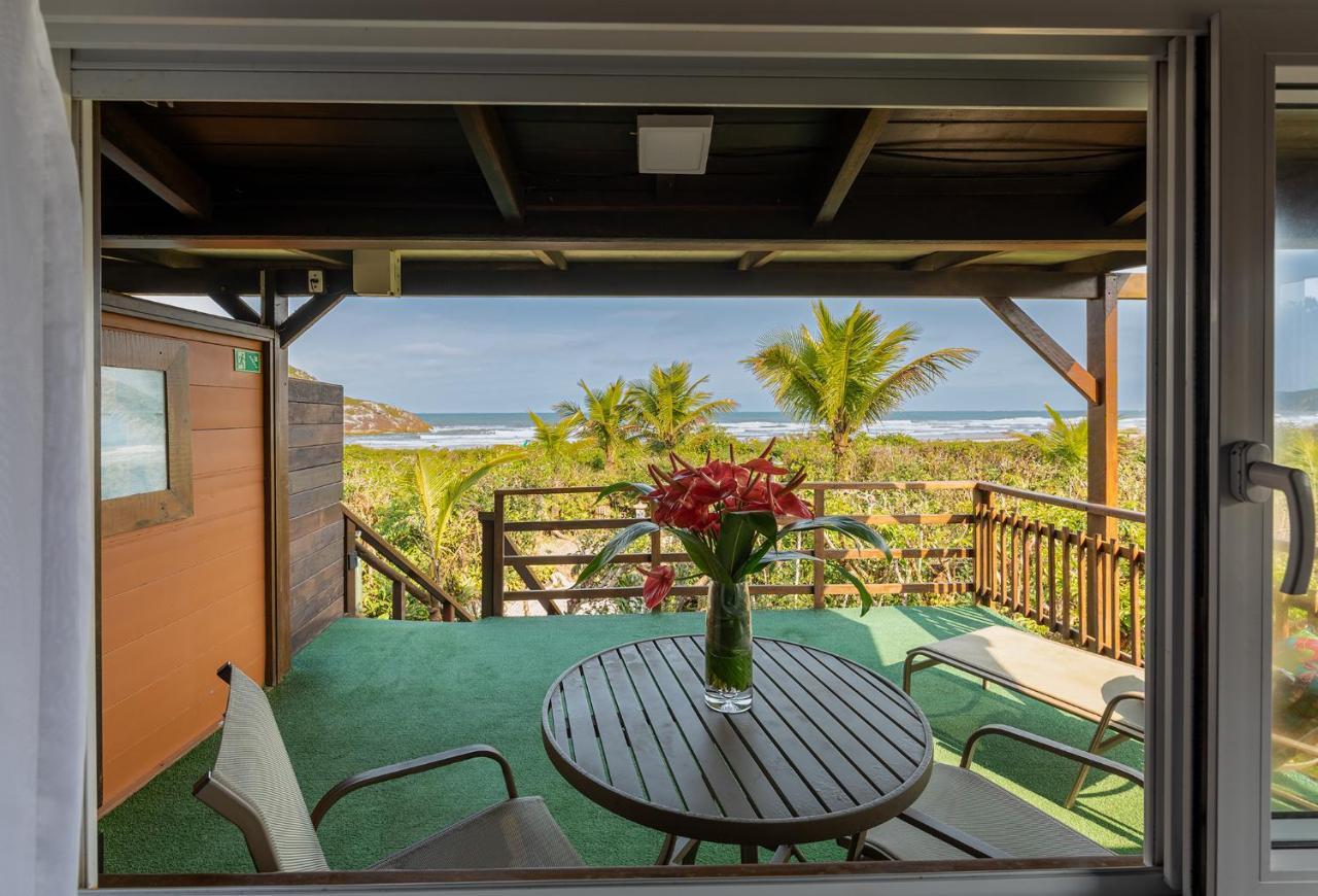 Grajagan Surf Resort Ilha do Mel Phòng bức ảnh