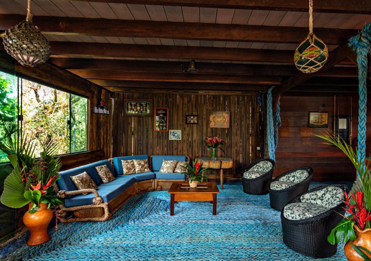 Grajagan Surf Resort Ilha do Mel Ngoại thất bức ảnh